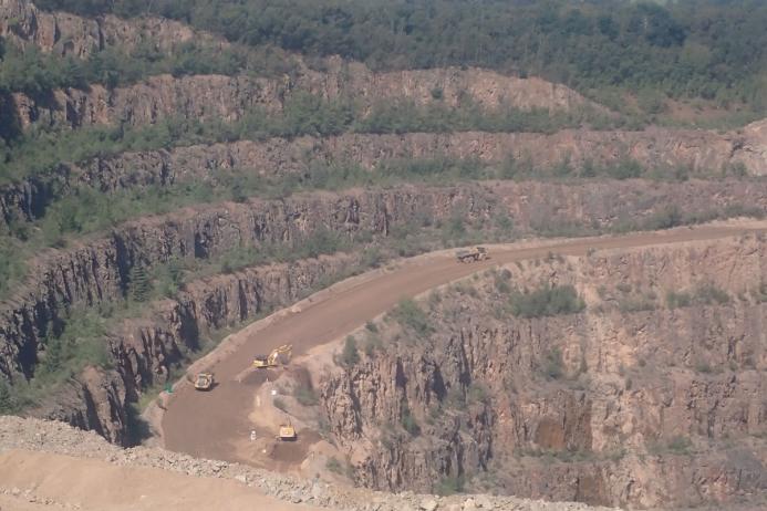 Mineral workings above the water-table without backfill and skeletal soils