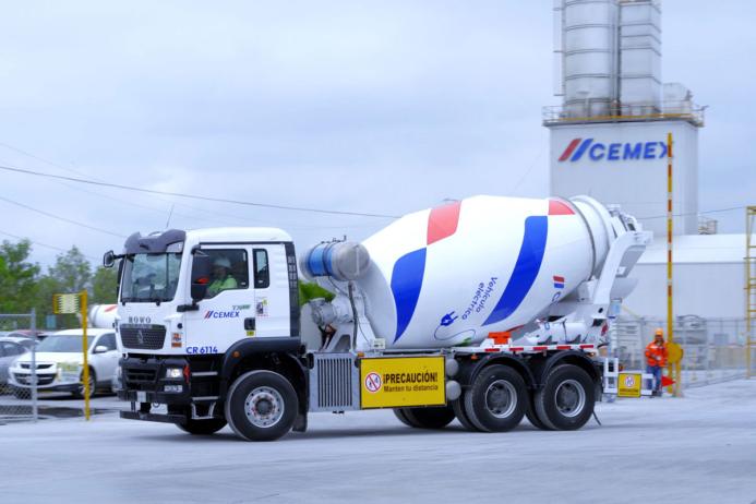 One of the new Cemex electric truckmixer units