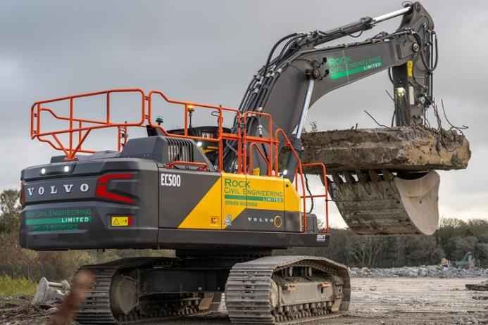 Supplied by SMT, Rock Remediation’s new-generation Volvo EC500 crawler excavator’s power, comfort and effiency has left a lasting impression on the contractor’s operators 