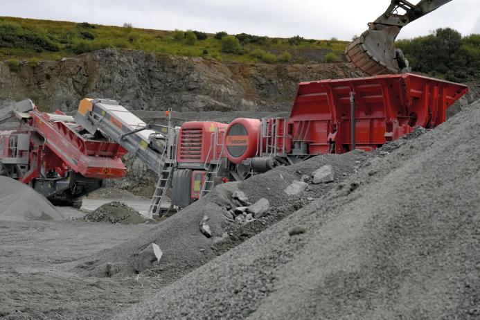 Hogan Group have met increased demand for materials with a new crushing train from Molson Finlay