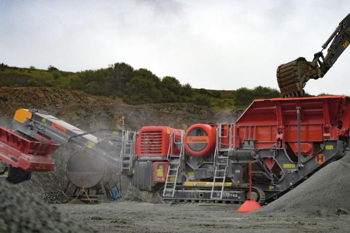 The latest model in the Finlay jaw crusher range, the second-generation J-1170+