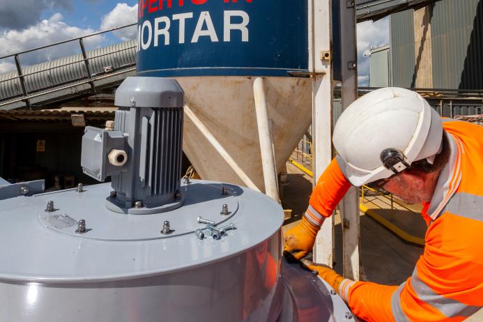 The new facility will enable Cemex UK’s mortar business to increase production capacity in the South East and South West to become a national supplier of both dry mortar and sprayed concrete