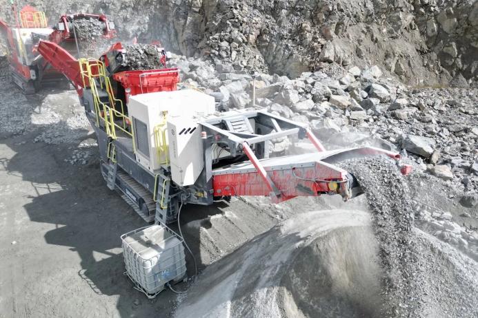 The QH443E is designed to maximize uptime, boost output, and deliver precision crushing