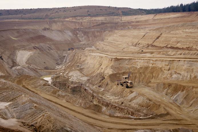 Extraction of Fuller’s earth by Steetley Minerals’ at Woburn Sands, Bedfordshire. Photo: BGS © UKRI