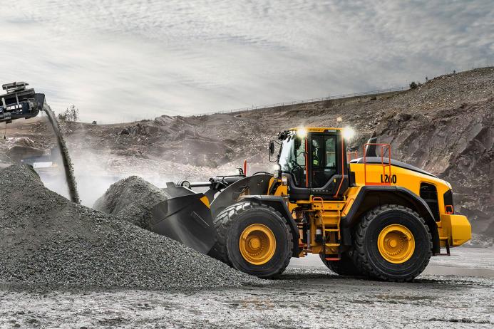 The new-generation Volvo L260
