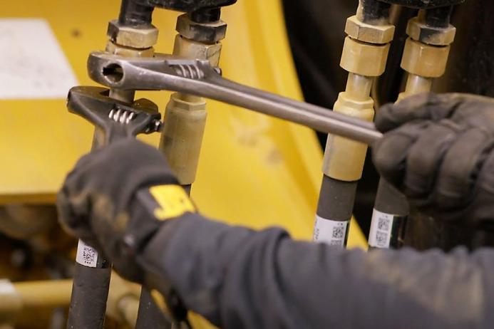 Caterpillar’s how-to resources help customers spot hose wear before it becomes a problem