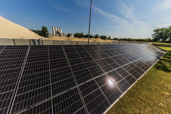 Cemex’s first photovoltaic farm in Poland was built four years ago at the ready-mixed concrete plant in Pruszków