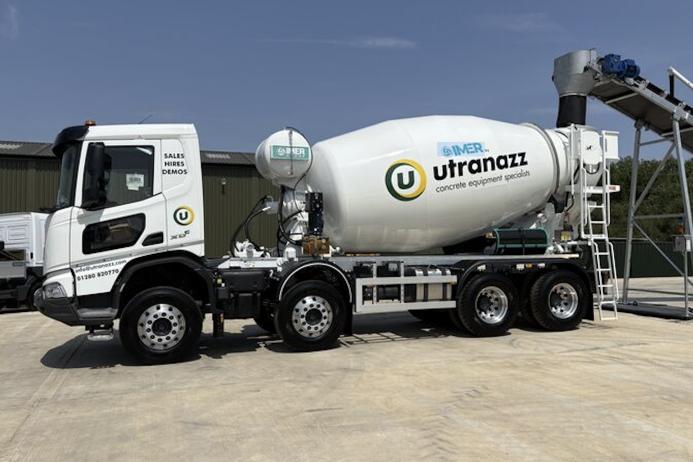 Utranazz have unveiled a new range of IMER Superlight concrete mixers