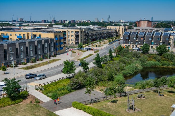 Barking riverside with SuDS to mitigate flood risk
