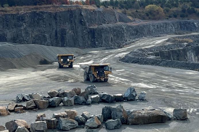 Autonomous Cat 777Gs at Luck Stone’s Bull Run Quarry