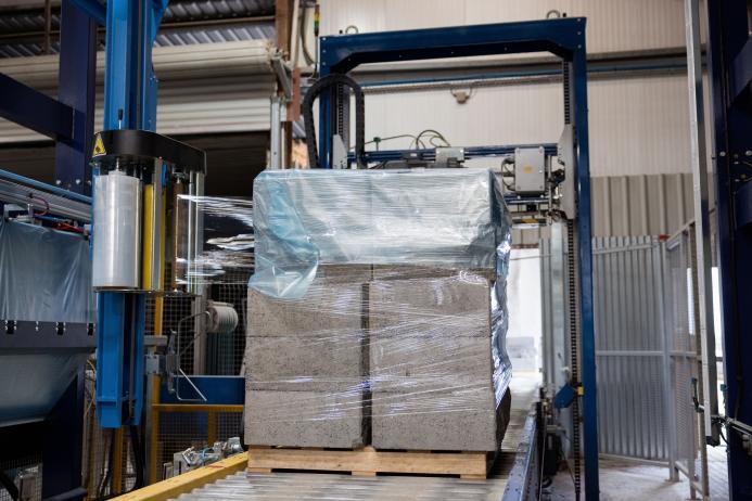 AG Paving and Building Products Ltd’s new Kwikpac pallet-wrapping system is helping to reduce CO2 emissions and plastic consumption