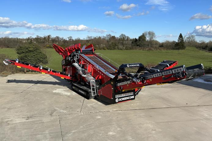The new updated Trident 165 features dual power