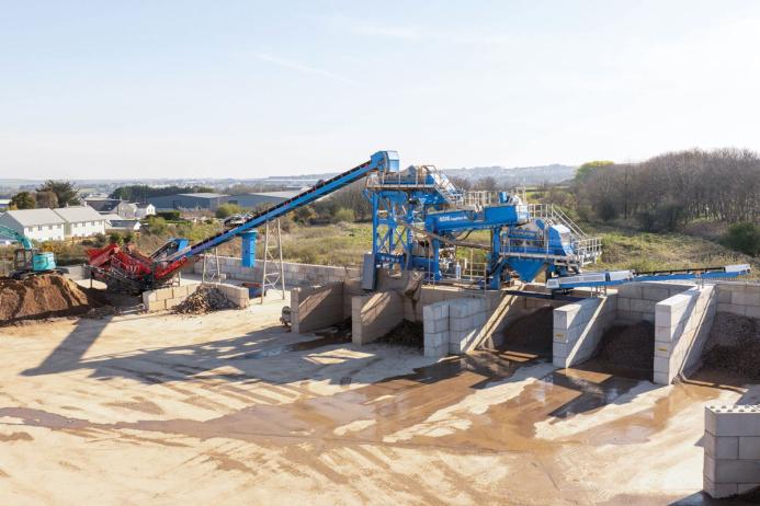 The new CDE wash plant is helping Hart’s Haulage recover more, cut waste, and hit recycling targets, all while delivering quality material