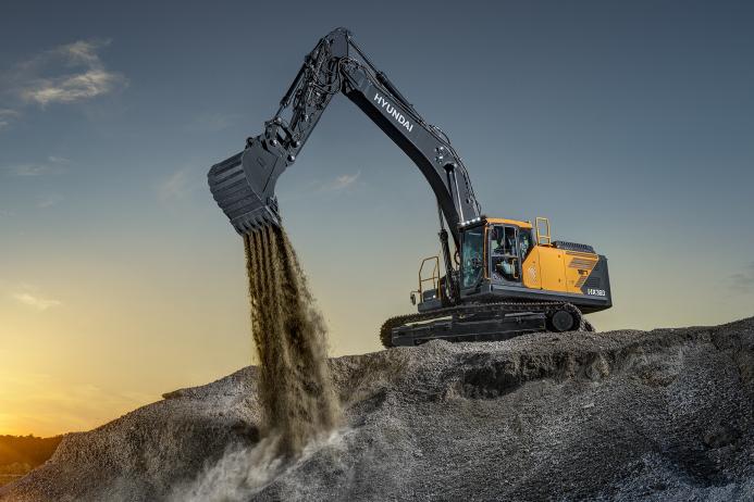 Helms TNT-Centret will offer the full range of Hyundai construction equipment, including the many new models launched earlier this year, such as the next-generation HX360L excavator