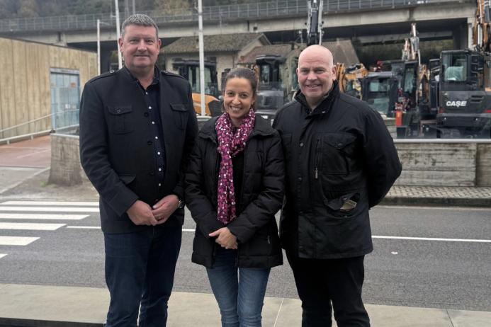 L-R: Ian Burton, sales director - construction, HRN; Valentina Versino, UK&ROI business director, CASE; Darren Gilmour, managing director, HRN