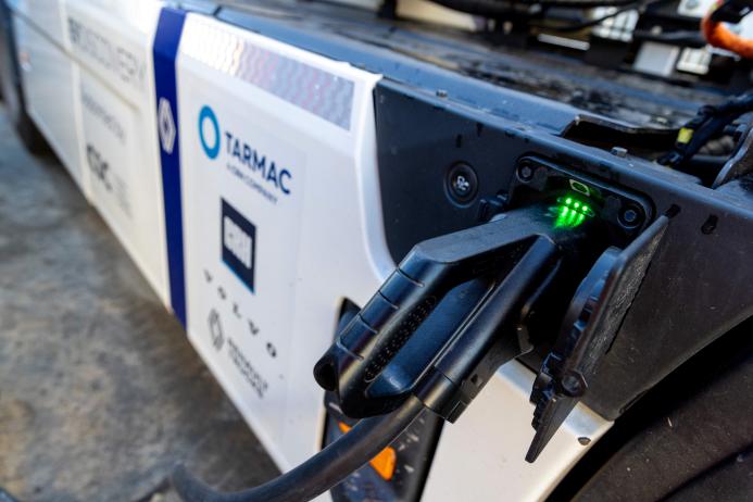 Tarmac are collaborating with Renault Trucks and DAF Trucks to launch five new eHGVs, as well as working closely with British HGV charging expert Voltempo to develop a purpose-built charging network to power them