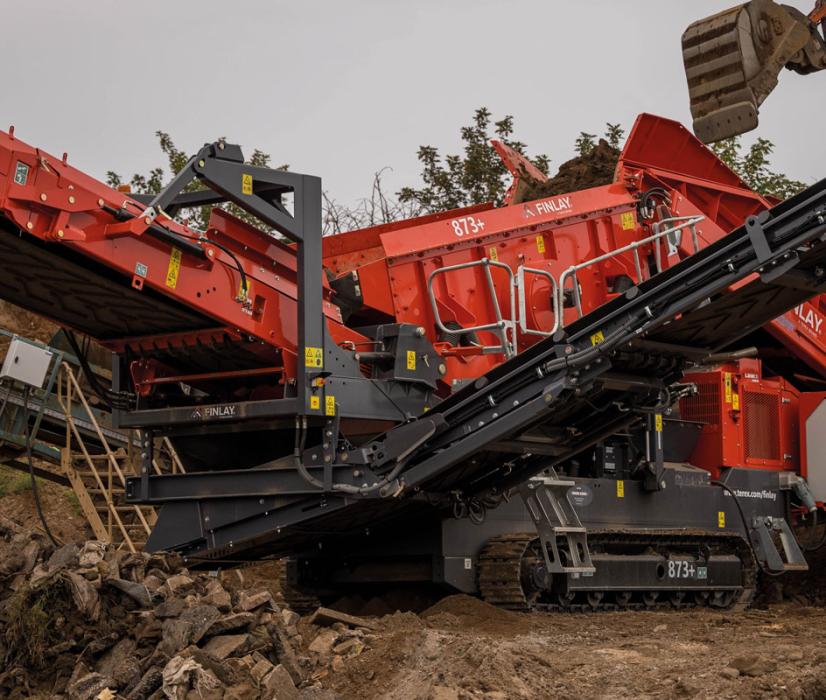 KSD Recycled Aggregates’ Terex Finlay 873+ Hybrid screener