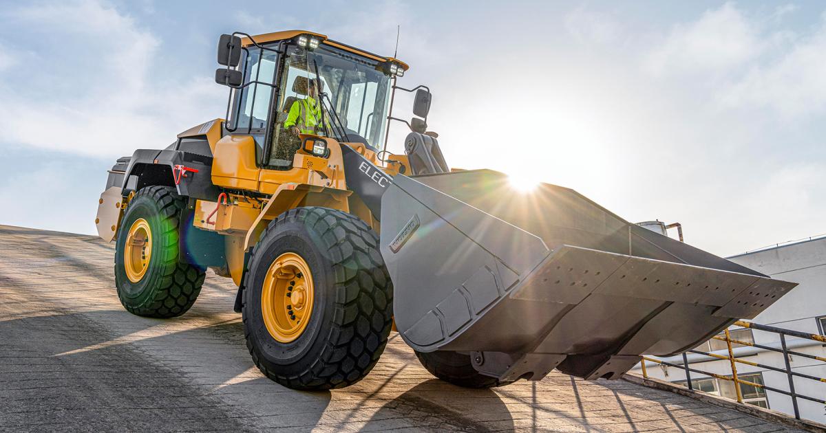 Volvo CE unveil expanded fleet of mid-size electric loaders | Agg-Net