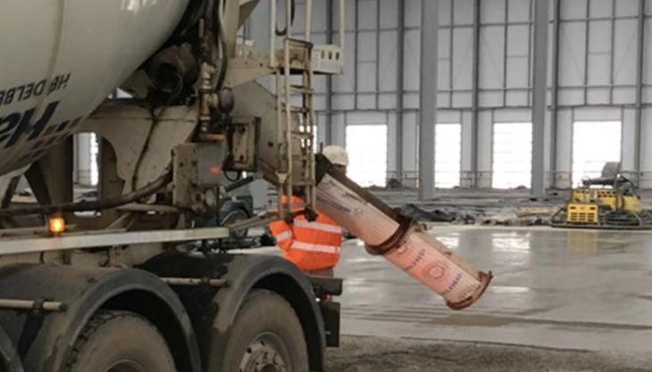Hanson have supplied 16,000 cubic metres of concrete containing 20% Regen GGBS for Aldi's new regional distribution centre Aldi warehouse