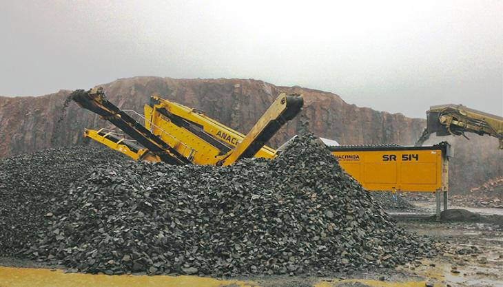 Anaconda SR514 two-deck aggregate screen