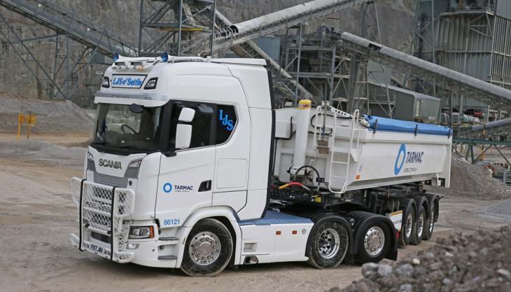 Scania/Wilcox combo with Hyva tipping gear Scania/Wilcox combo with Hyva tipping gear