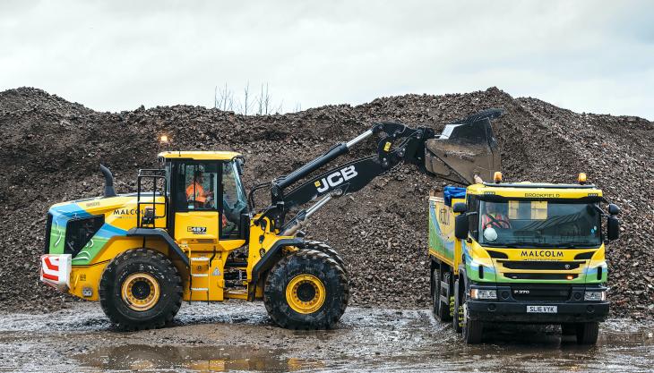 Malcolm Group's new Stage V JCB 457 wheel loader JCB 457 Stage V wheel loader