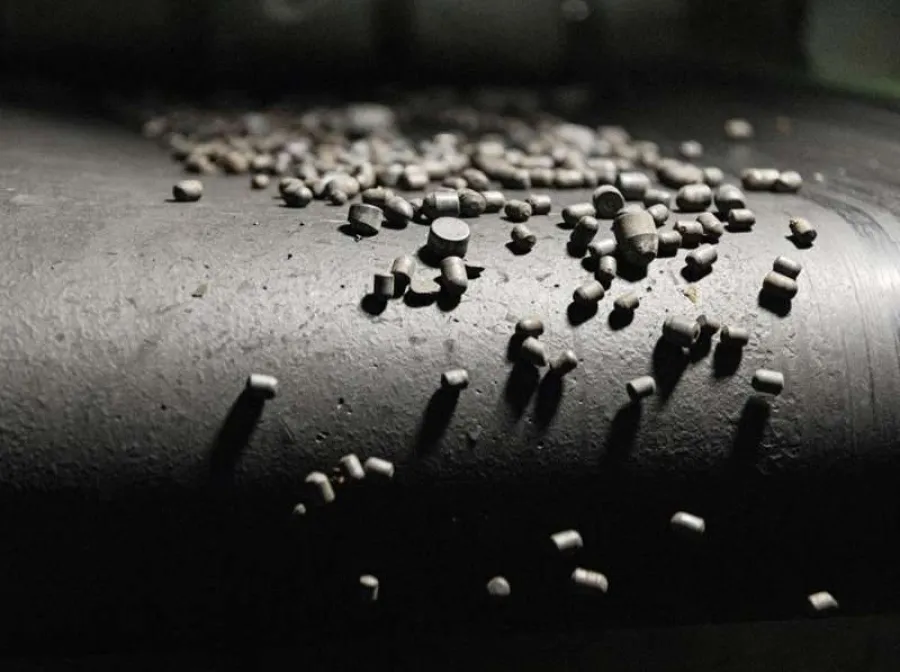  Making tools from recycled carbide requires 70% less energy and emits 64% less CO2. It also reduces nitrous oxide emissions
