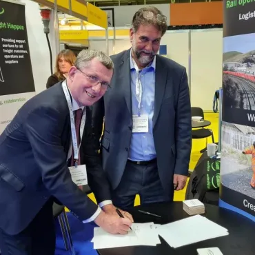 L-R: Neil Sime, managing director of Victa Railfreight, and Mark Grimshaw-Smith, rail and sea manager at Cemex UK