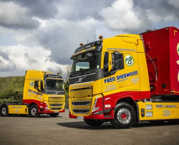 Fred Sherwood goes electric with two new Volvo FH Electric trucks 