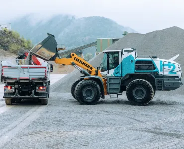 The Liebherr large wheel loader with hydrogen engine will be trialled over several years at the quarry. Photo: STRABAG, Martin Anger