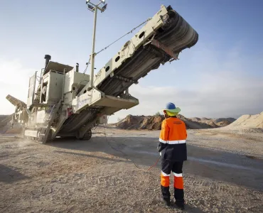 The LT300HP is one of the several Metso units in Danoher’s crushing and screening fleet with abnormally high crushing hours logged