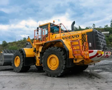 Rebuilds such as Heidelberg Materials’ Volvo L350F wheeled loader support a healthy circular economy