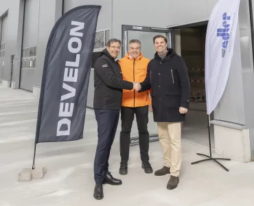 L-R: Andreas M Lohner, managing director of HD Hyundai Infracore Germany; René Halter, project manager for the construction project and member of the management team of HD Hyundai Infracore Germany; and Alexander Adler, chief executive officer of ADLER Immobilien Investment Group