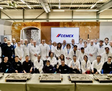 Participants experienced an exclusive guided tour of Cemex’s Research and Development laboratory