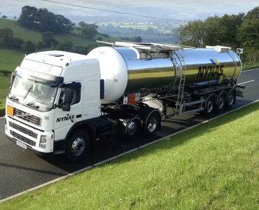 The new Nynas handbook covers best practices for handling bitumen safely