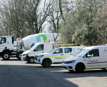 Following three years of successful trials, more than 200 Holcim UK sites will now deploy Fuelre4m’s Re4mx technology to reduce fuel use, lower emissions, and improve performance with no engine modifications