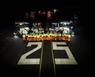 Tarmac have successfully completed the resurfacing of Newcastle Airport’s runway