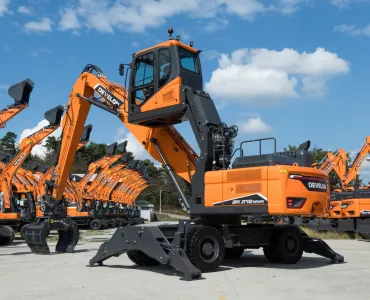 New Develon DX270WMH-7 wheeled material handler