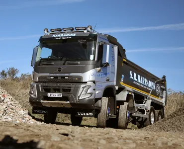 S.R. Harradine Haulage Ltd have acquired a new Volvo FMX 460 8x4 rigid mounted with ABBA Predator bodywork