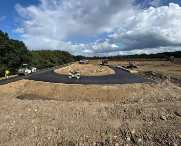 Construction of the new access road at ARA’s sand quarry on the Surrey-Hampshire border 