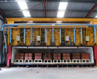 A contemporary kiln used to make the hydrogen-blend bricks