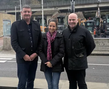 L-R: Ian Burton, sales director - construction, HRN; Valentina Versino, UK&ROI business director, CASE; Darren Gilmour, managing director, HRN