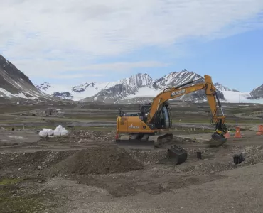 Case CX crawler excavator