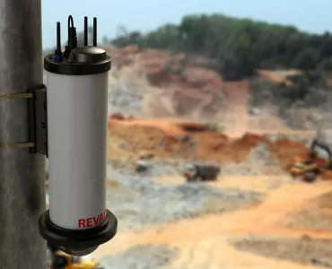 Revader Totem PTZ camera