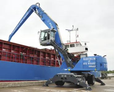 Terex Fuchs MHL360E materials handler