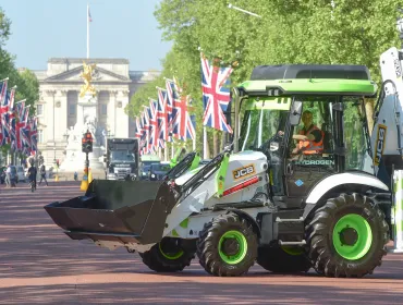 JCB hydrogen digger on The Mall in London
