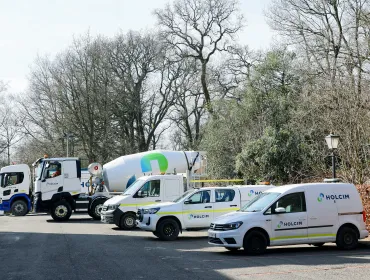 Following three years of successful trials, more than 200 Holcim UK sites will now deploy Fuelre4m’s Re4mx technology to reduce fuel use, lower emissions, and improve performance with no engine modifications