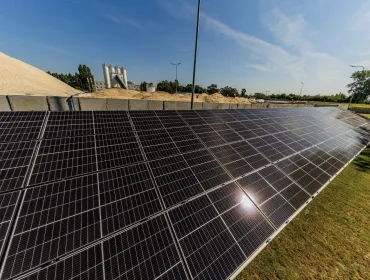 Cemex’s first photovoltaic farm in Poland was built four years ago at the ready-mixed concrete plant in Pruszków