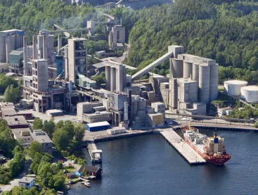 The first CO2 volumes have been successfully transported by vessel from Heidelberg Materials’ Brevik cement plant, in Norway, to Northern Lights’ facilities in Øygarden