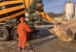 The award-winning telescopic pole was devised by Clubb Sand and Gravel transport manager Mark Farbrace